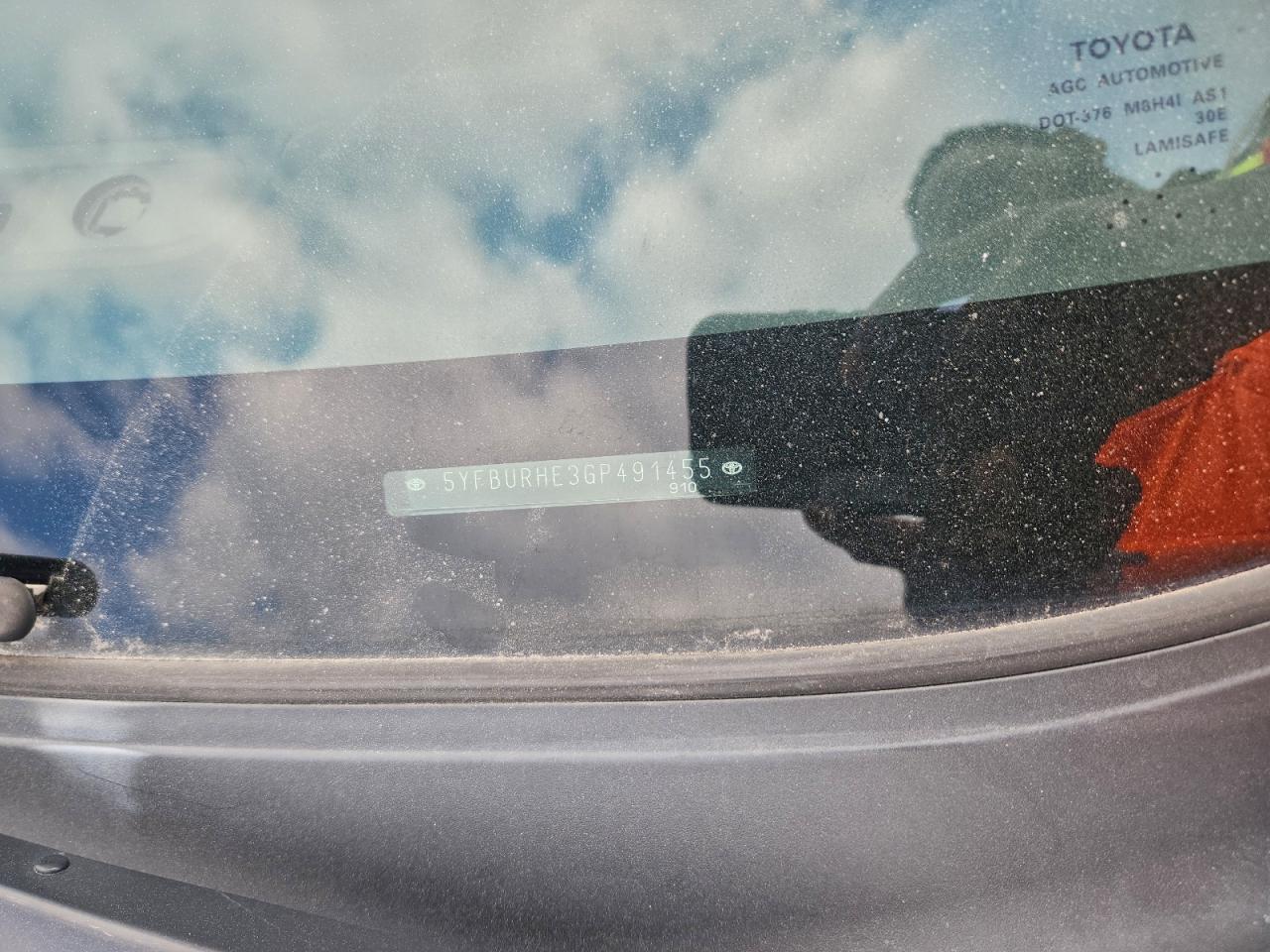 2016 TOYOTA COROLLA