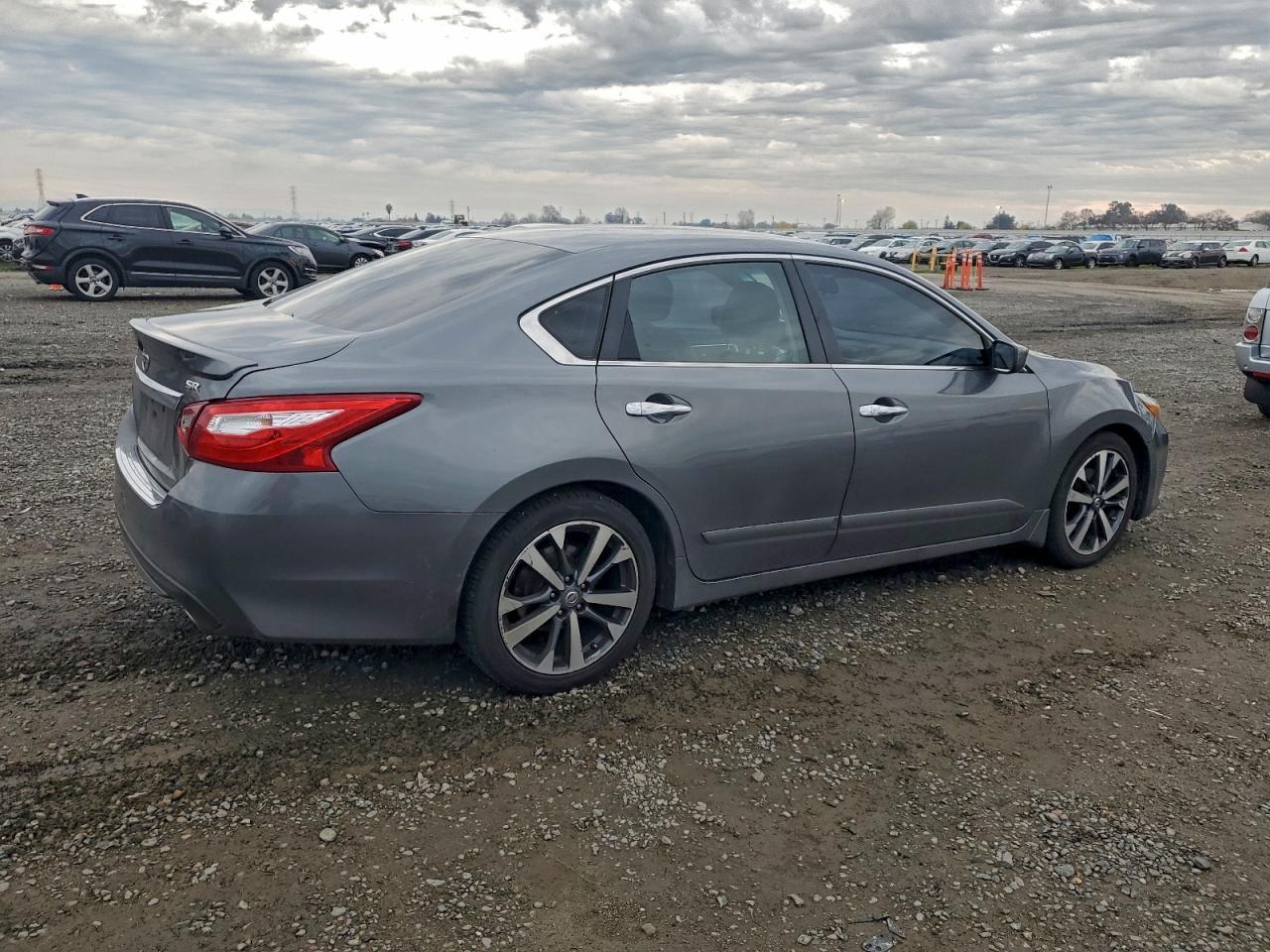 2016 NISSAN ALTIMA