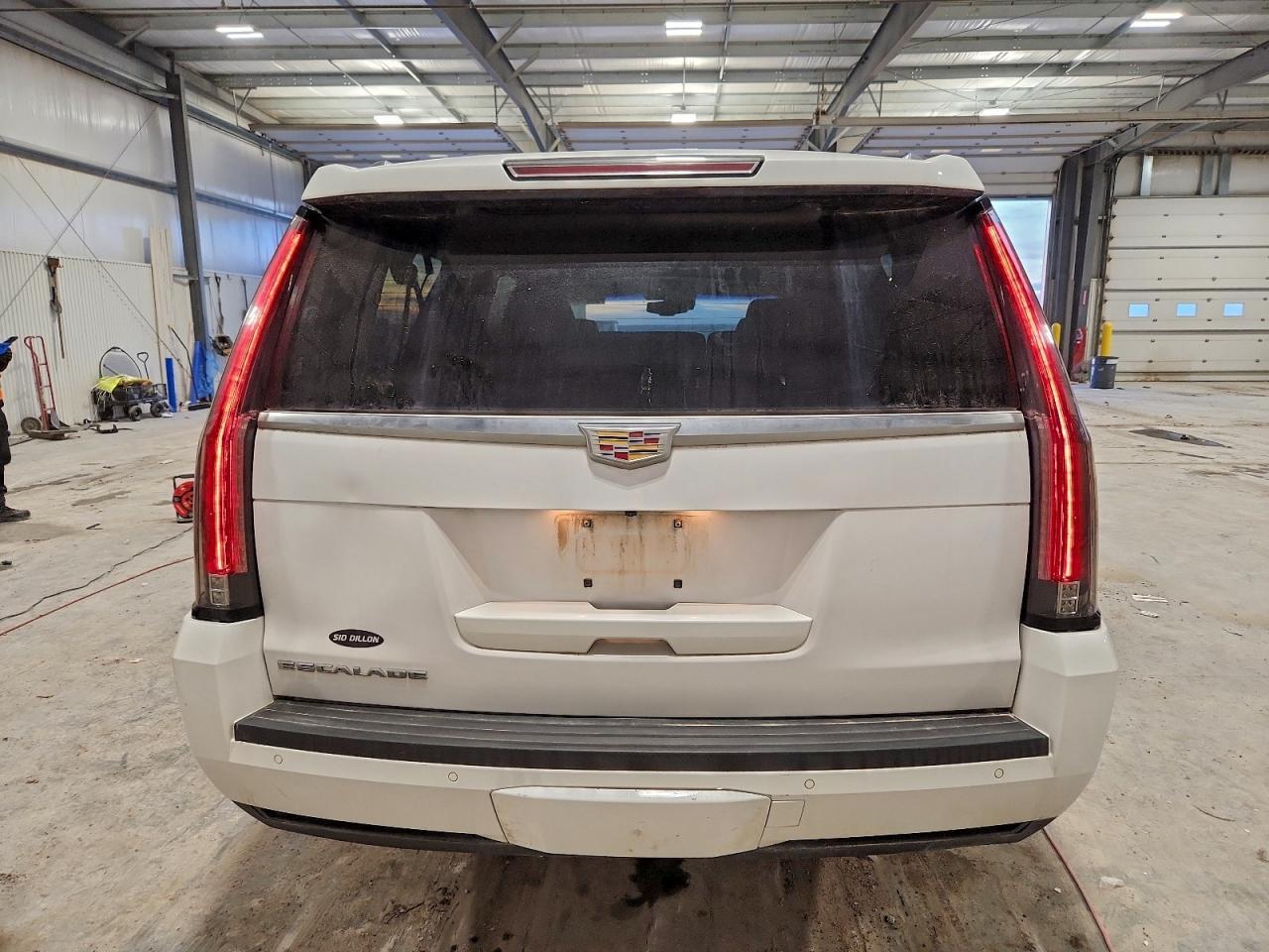 2016 CADILLAC Escalade ESV
