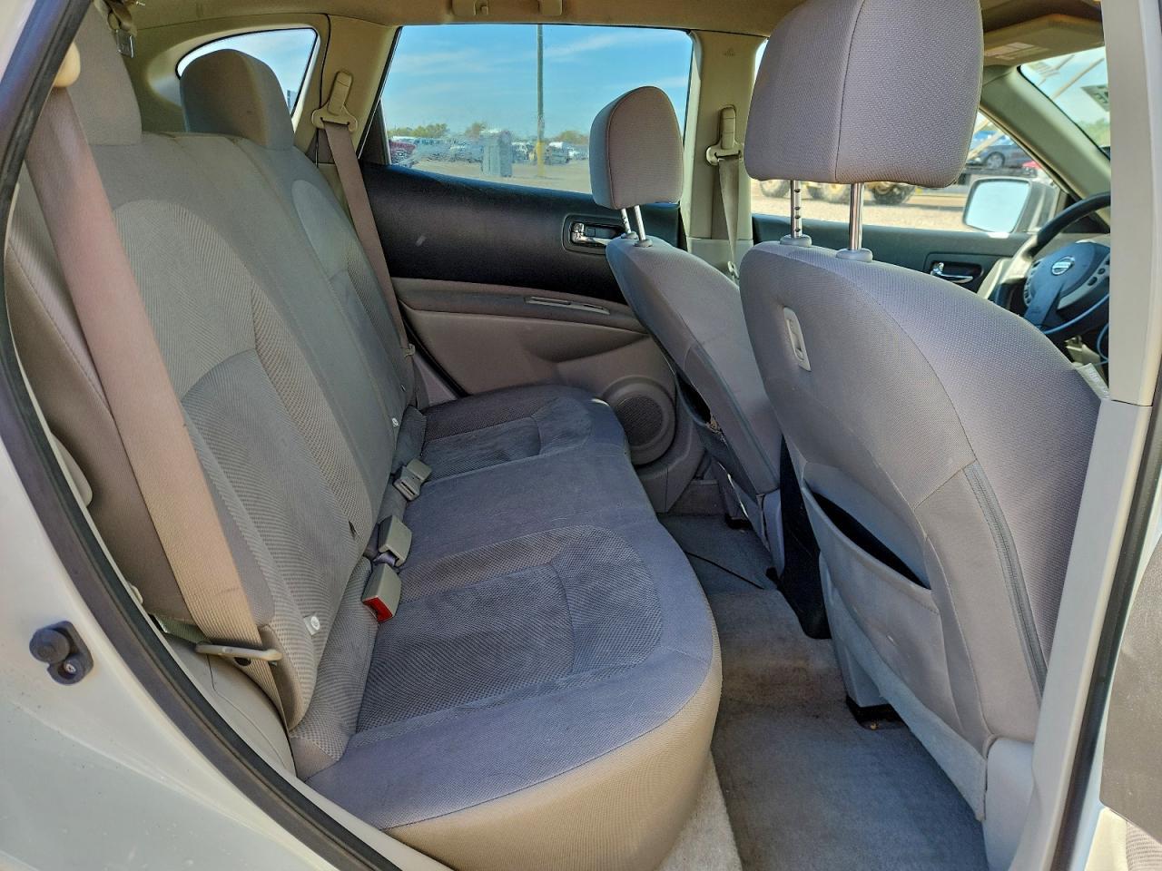2014 NISSAN ROGUE