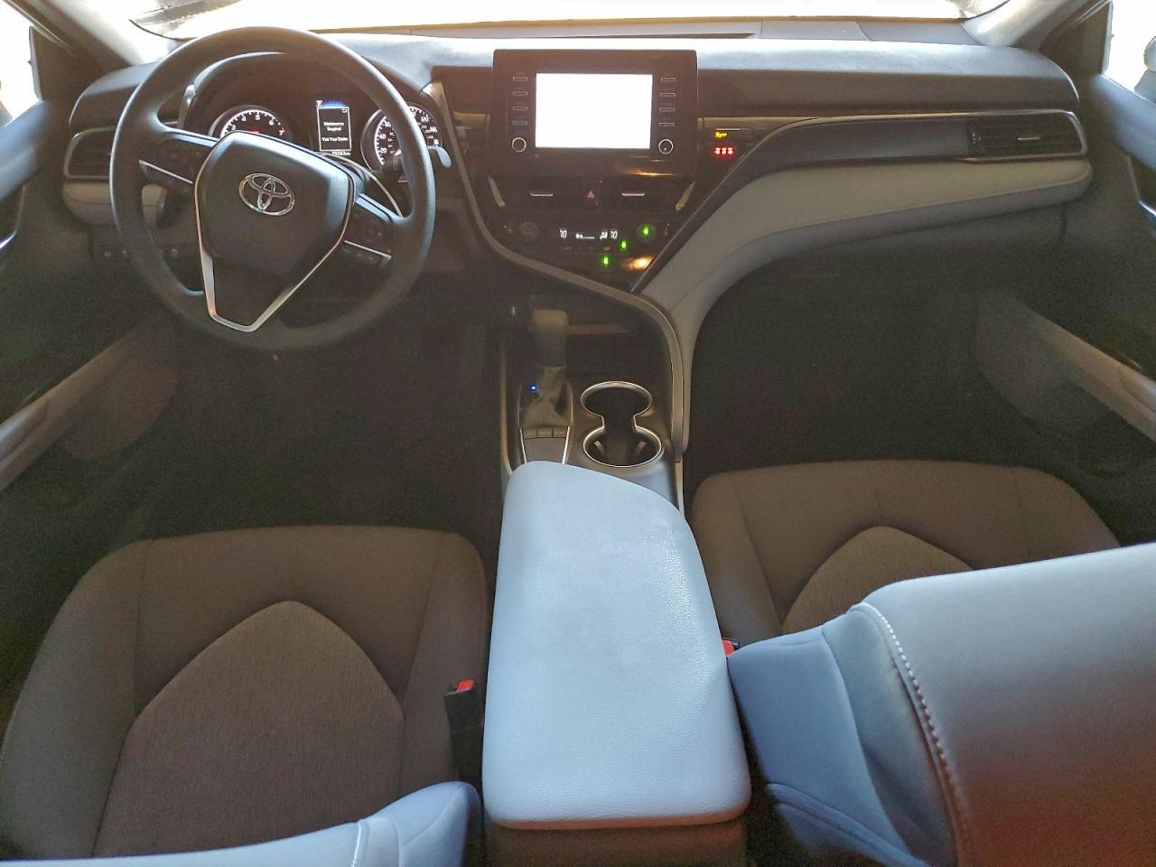 2024 TOYOTA CAMRY