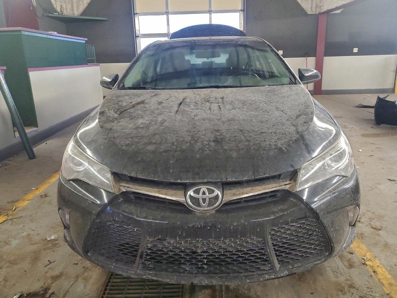 2015 TOYOTA CAMRY