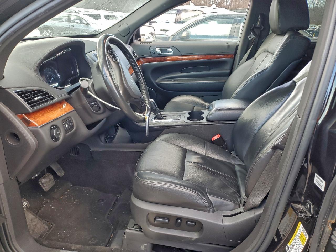 2019 LINCOLN MKT