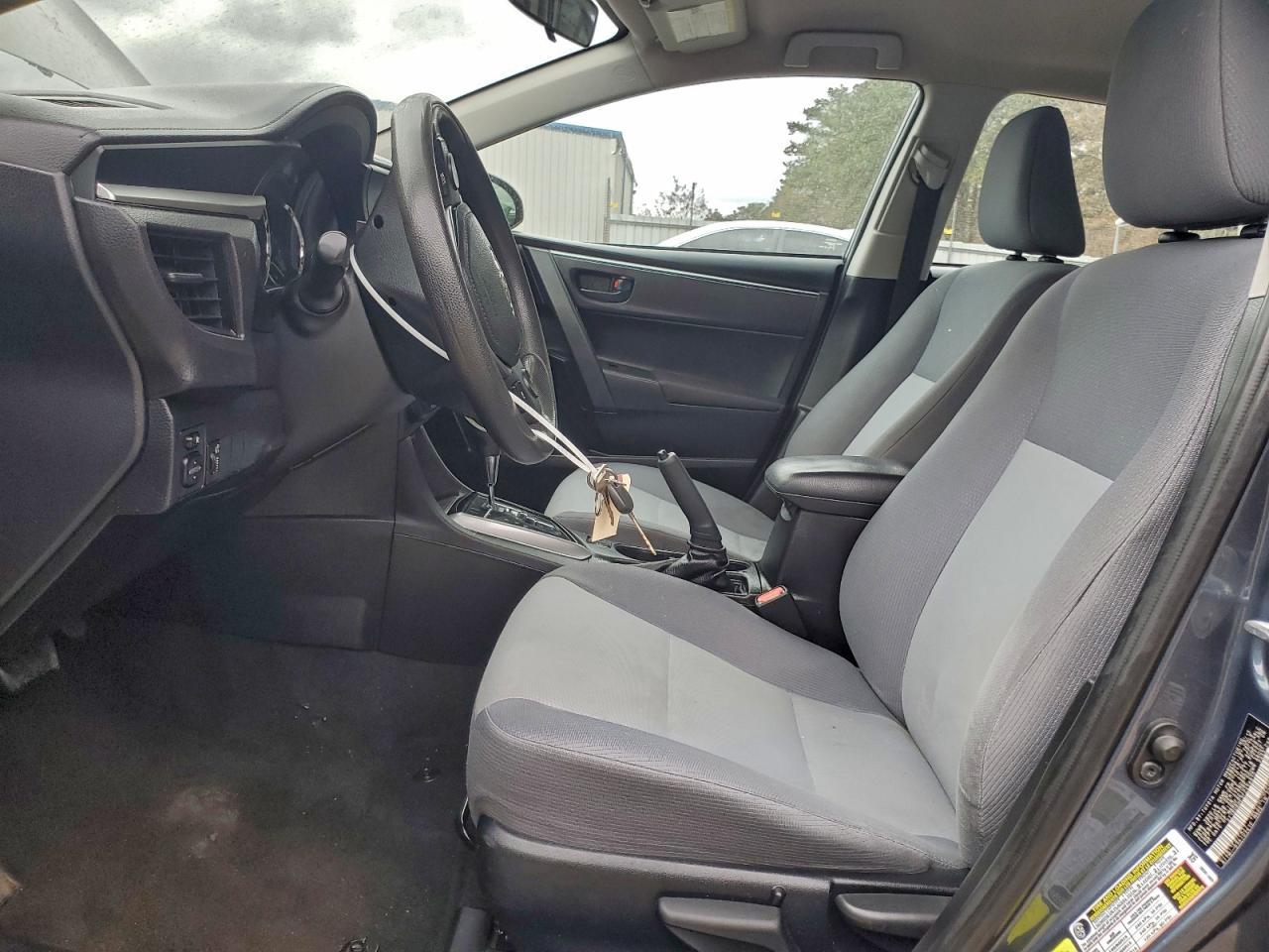 2015 TOYOTA COROLLA