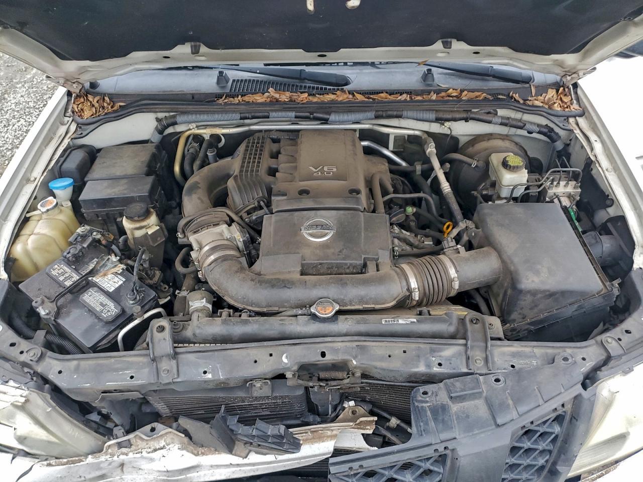 2012 NISSAN Frontier