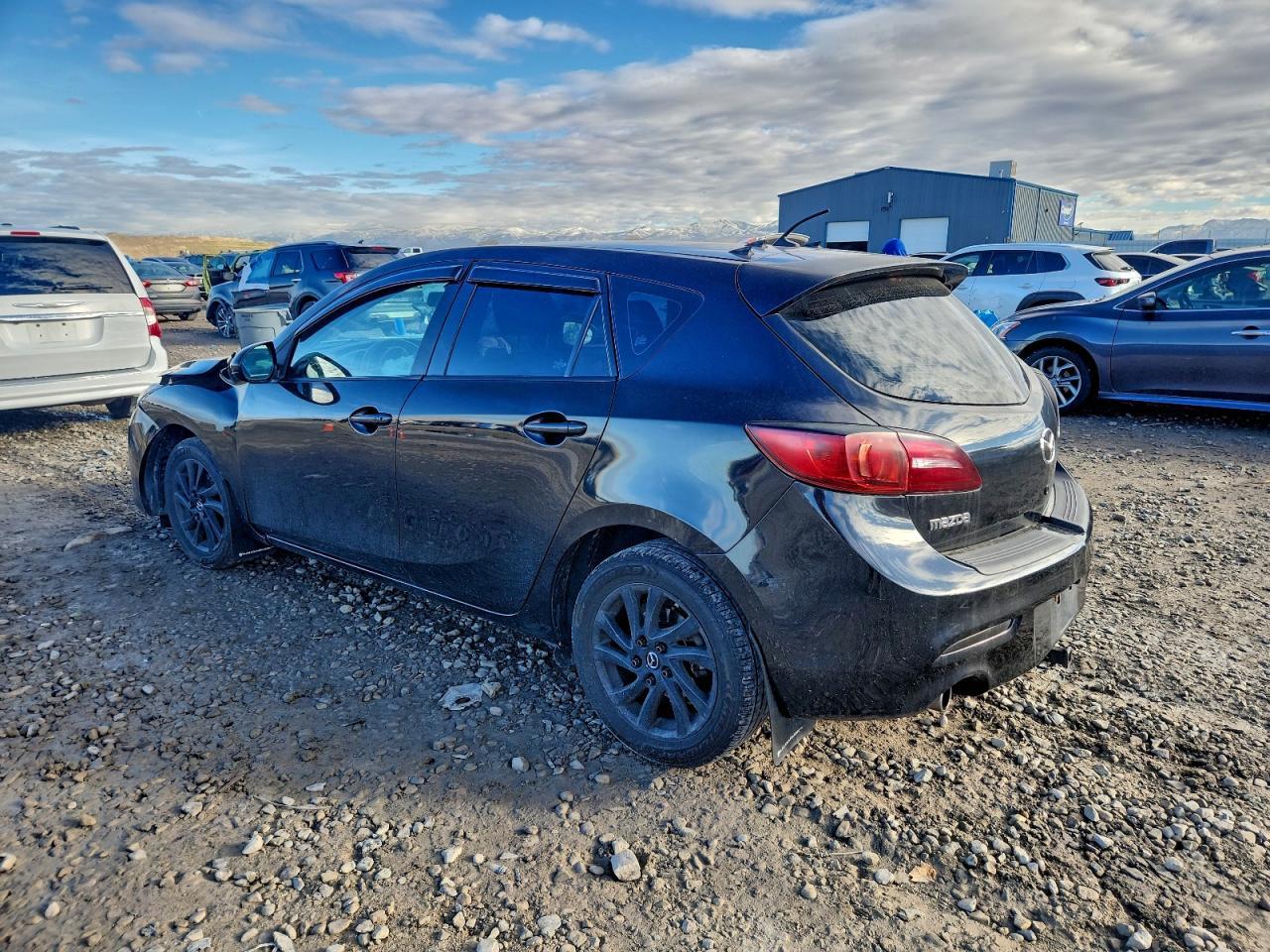 2013 MAZDA 3