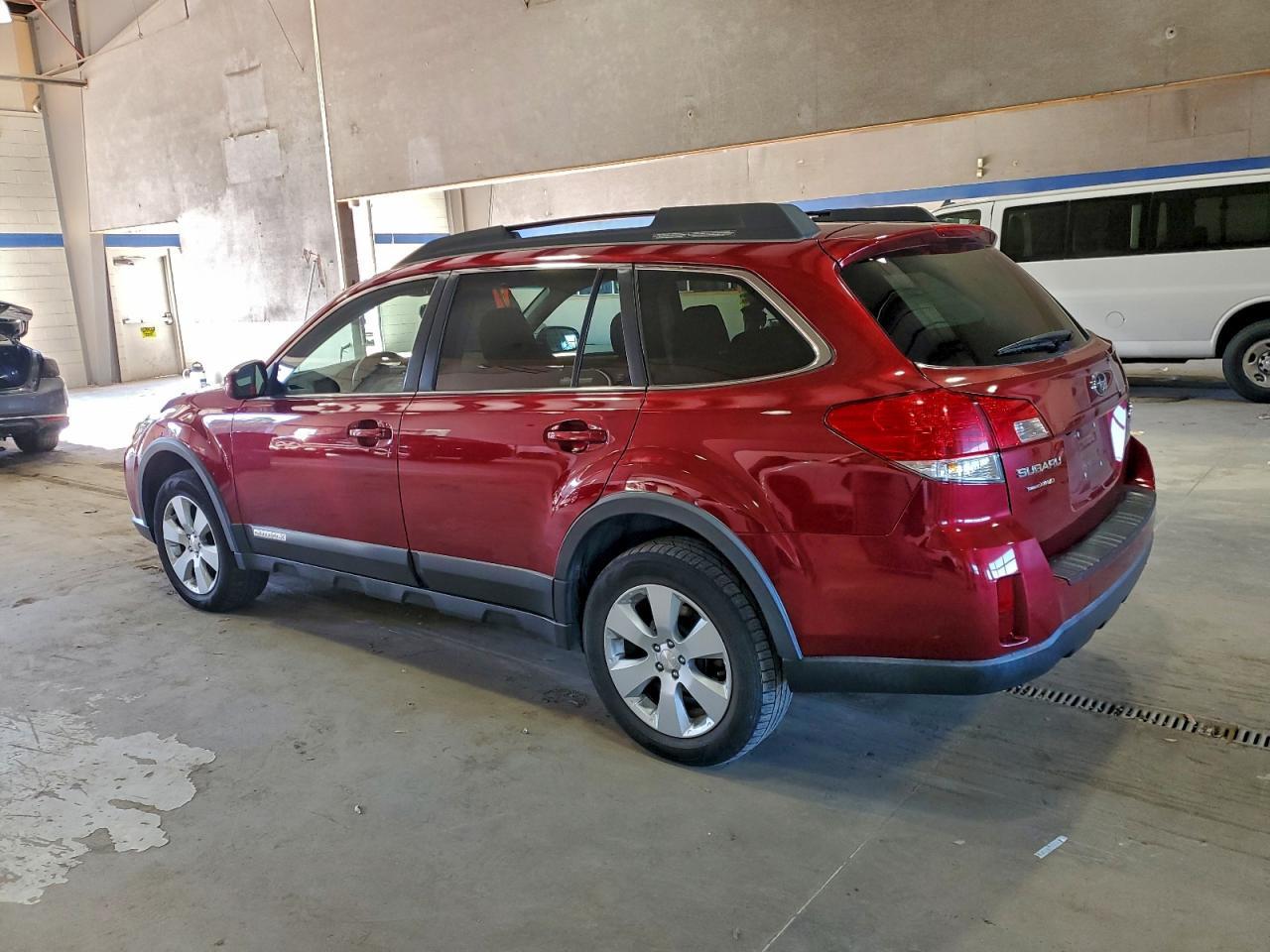 2012 SUBARU Outback