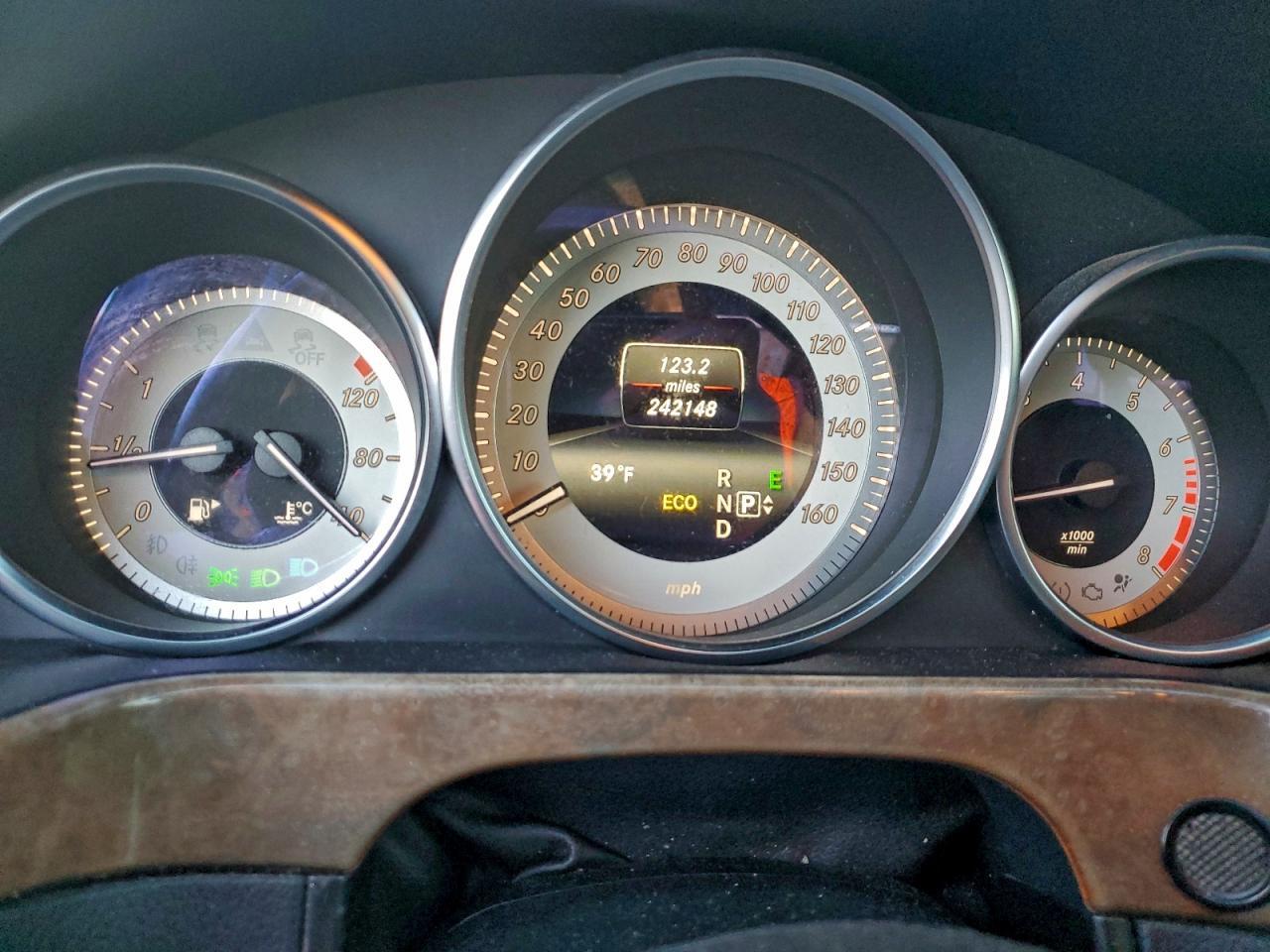 2014 MERCEDES-BENZ E-Class