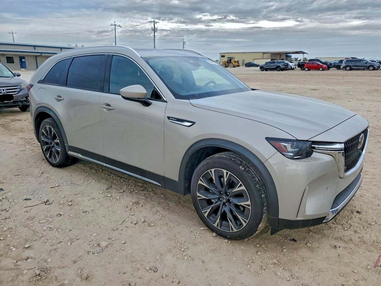 2025 MAZDA CX-90