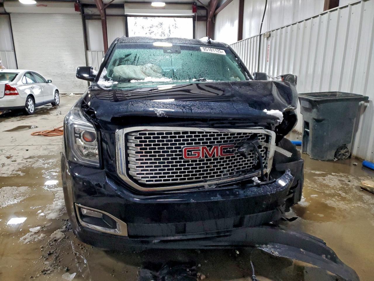 2017 GMC Yukon