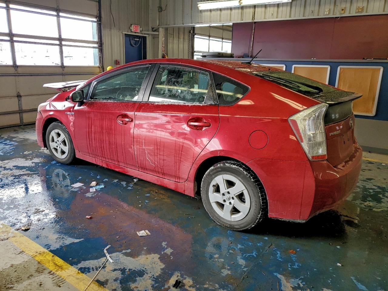 2011 TOYOTA PRIUS