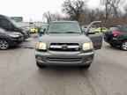 2004 TOYOTA Sequoia