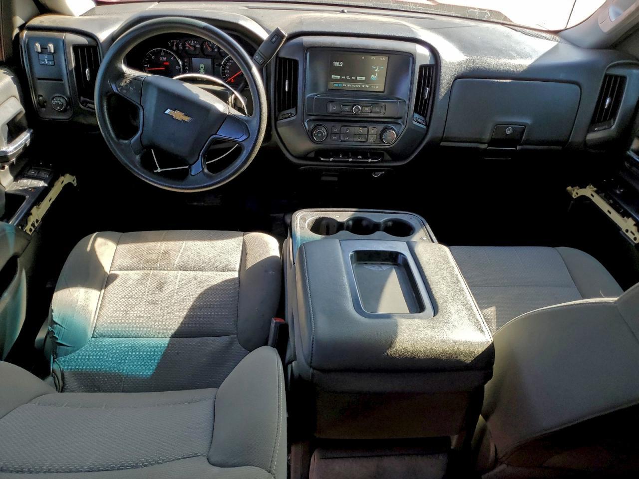 2018 CHEVROLET Silverado
