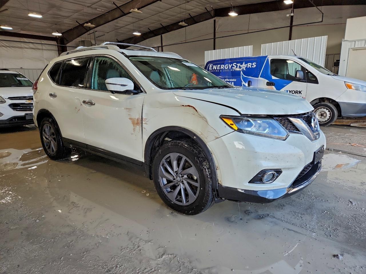 2016 NISSAN ROGUE
