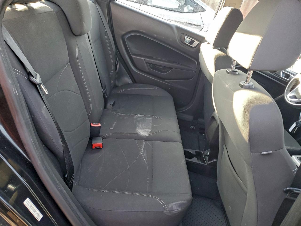 2014 FORD Fiesta