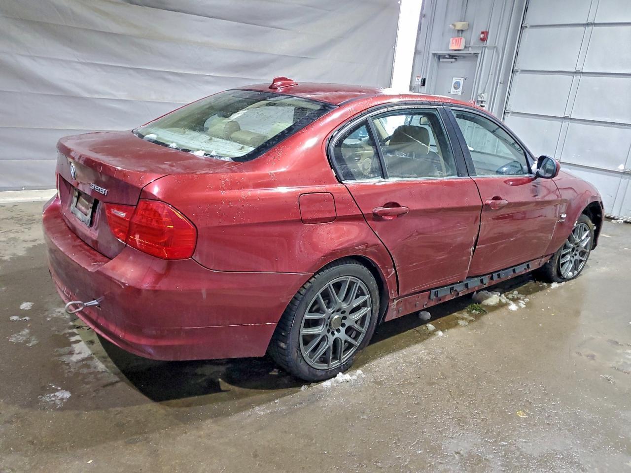 2011 BMW 3 SERIES