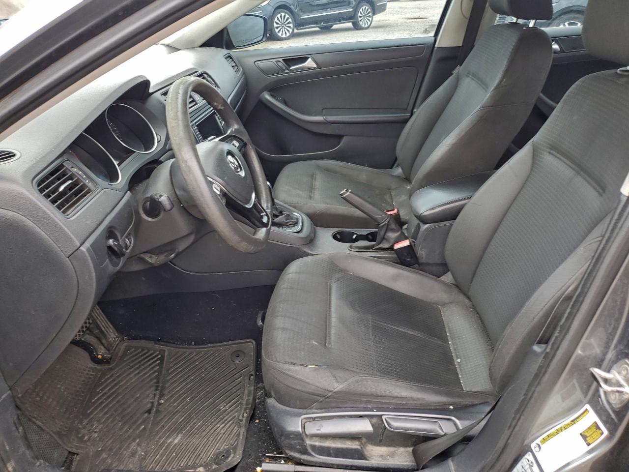 2016 VOLKSWAGEN JETTA