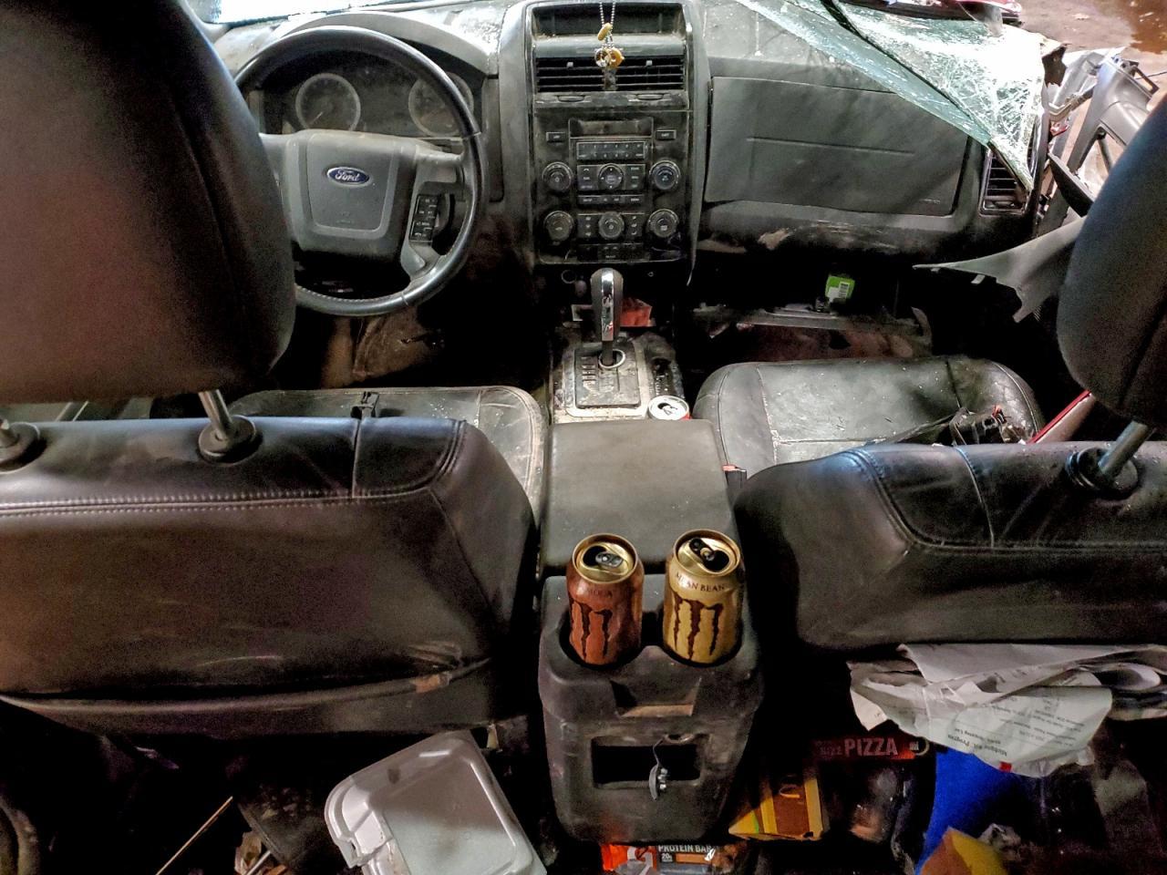 2010 FORD ESCAPE
