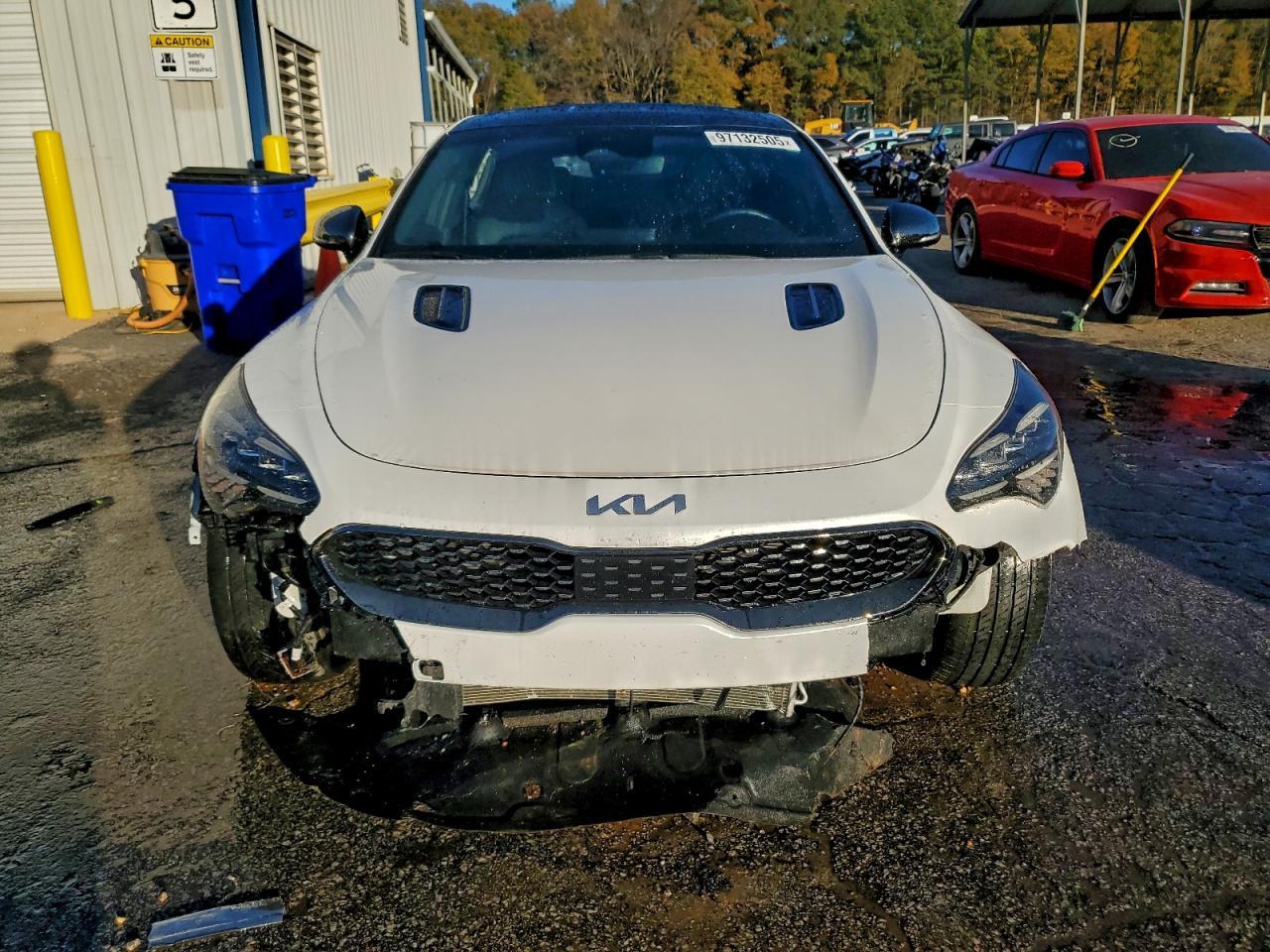 2022 KIA Stinger