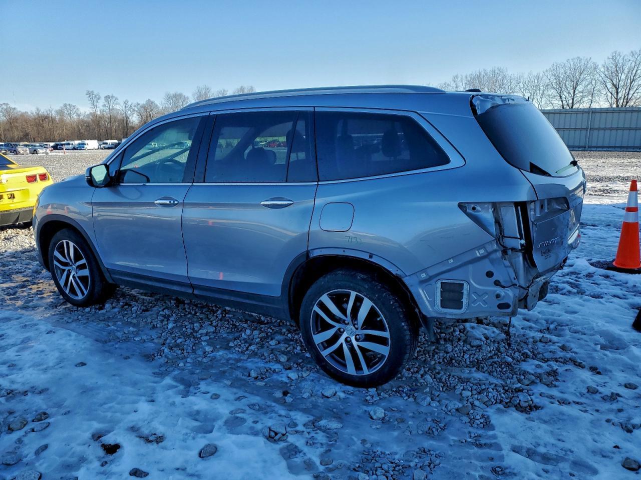 2017 HONDA PILOT