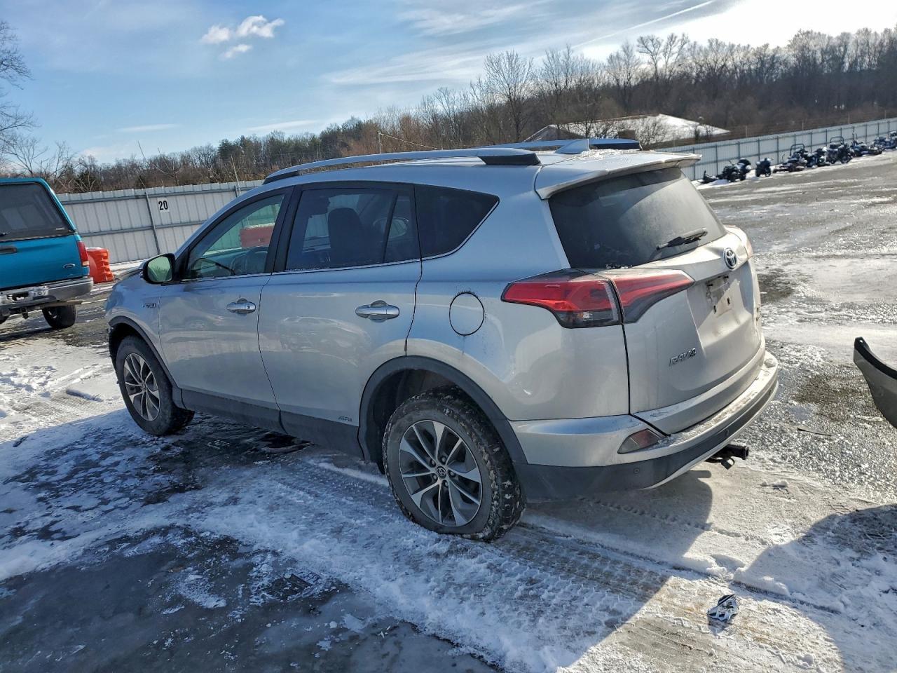 2016 TOYOTA RAV4