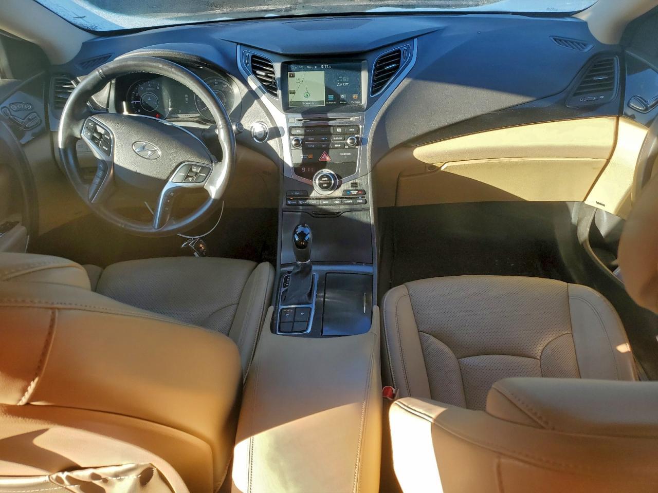 2016 HYUNDAI Azera