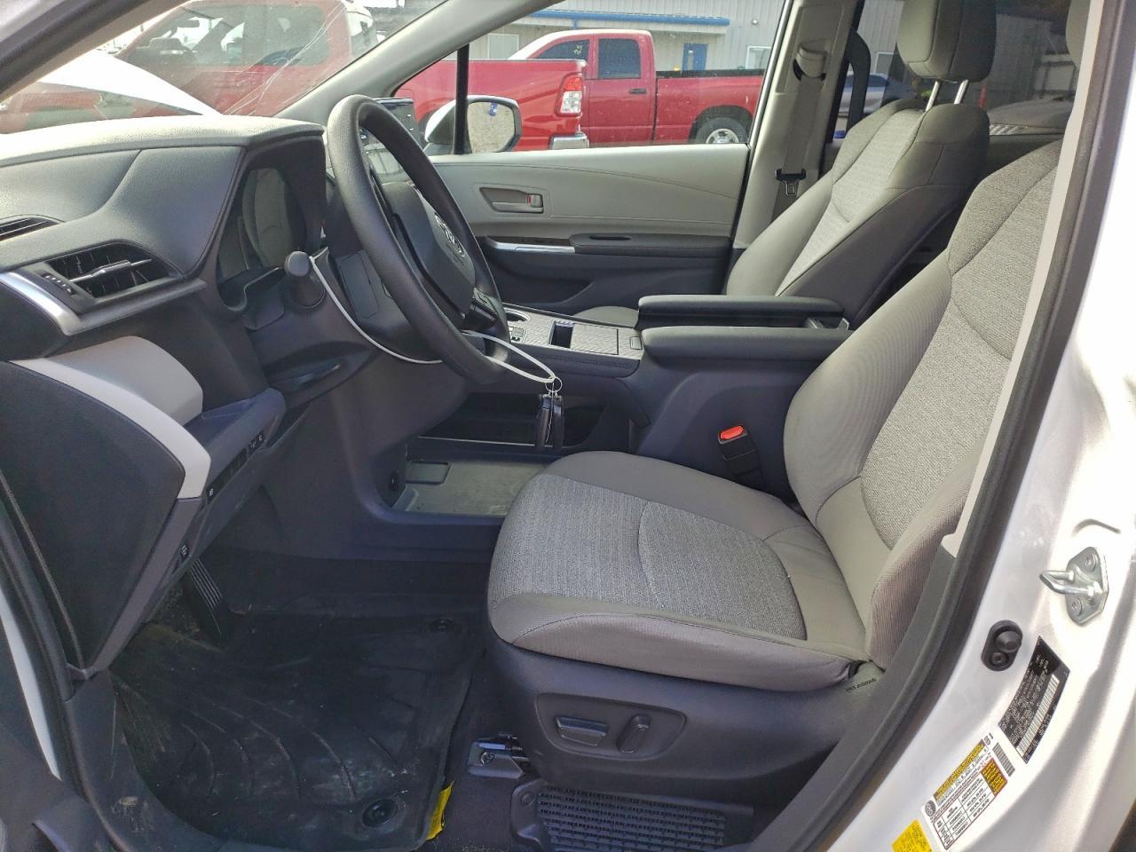 2024 TOYOTA SIENNA