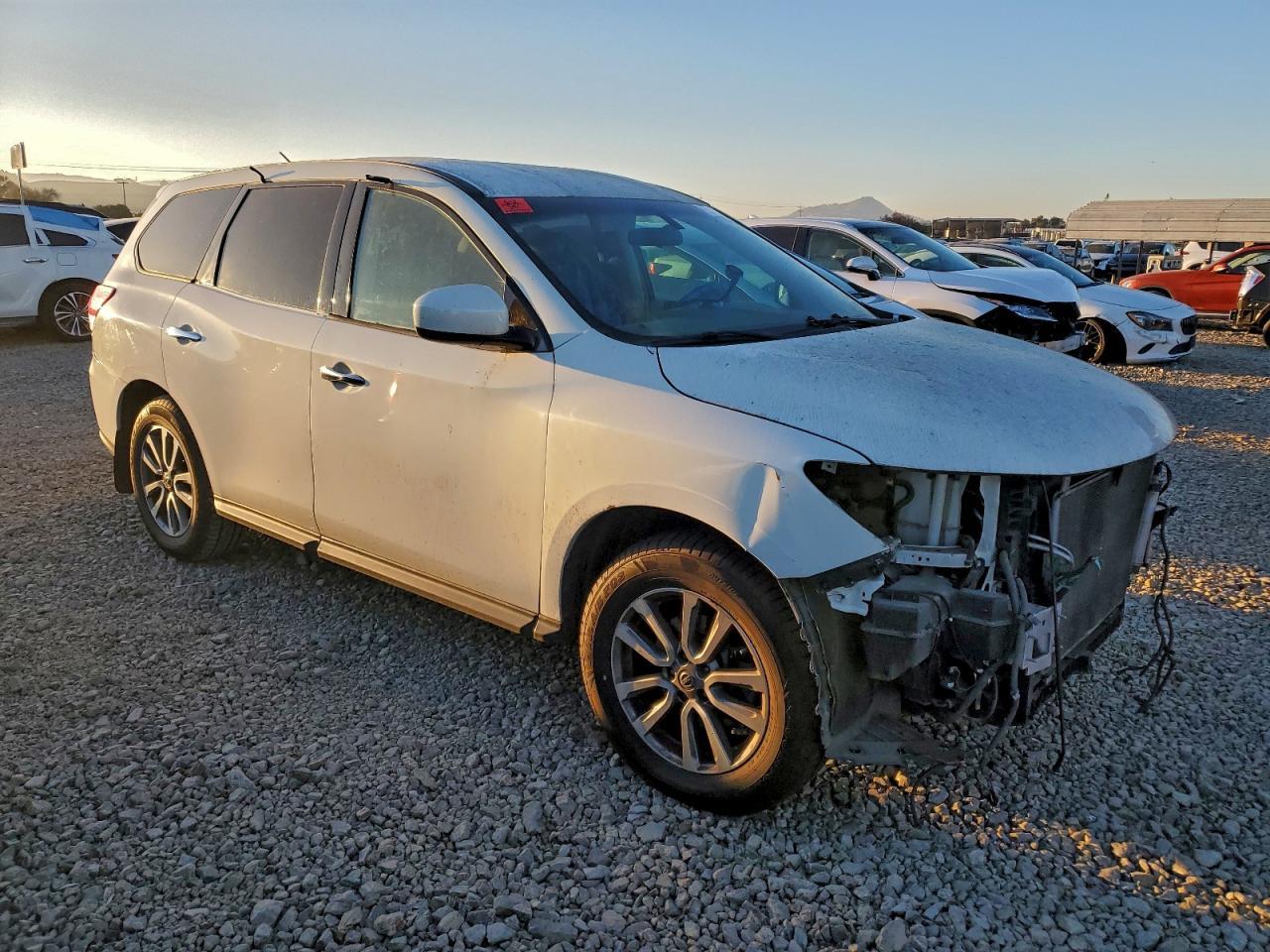 2013 NISSAN PATHFINDER