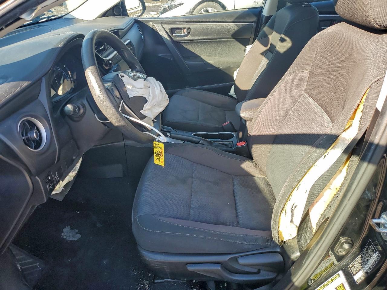2017 TOYOTA COROLLA