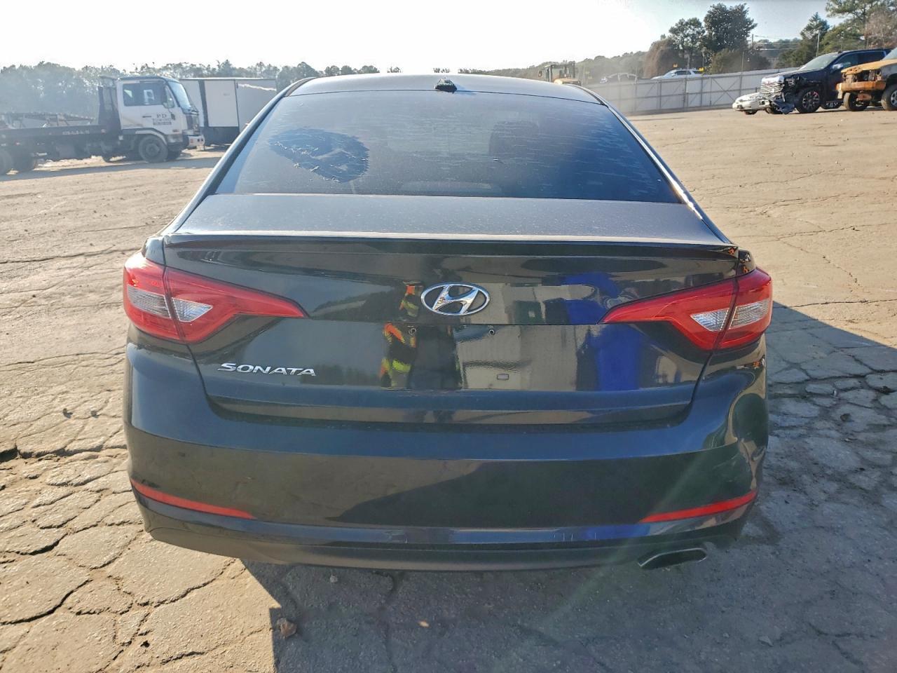 2016 HYUNDAI SONATA