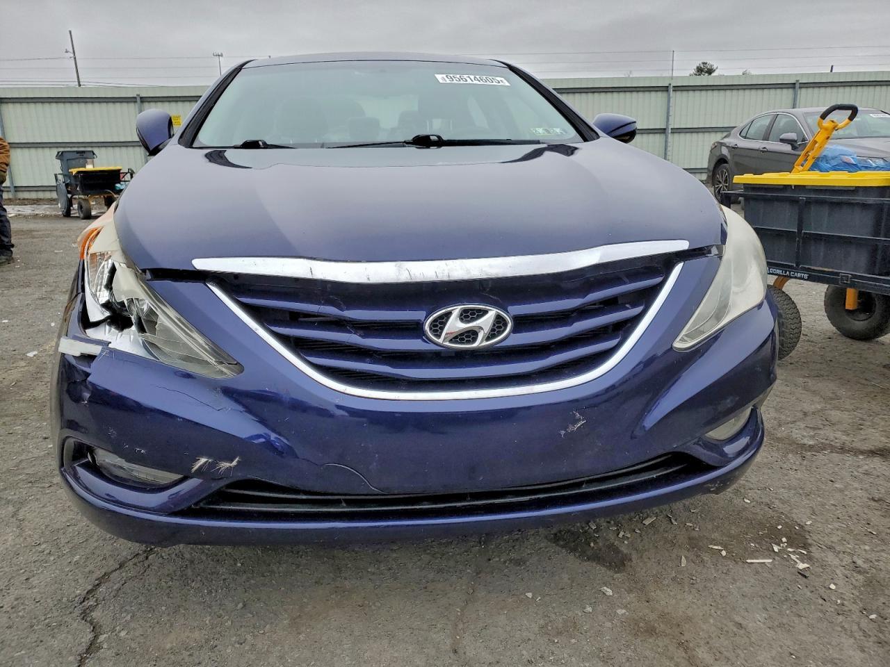2013 HYUNDAI SONATA
