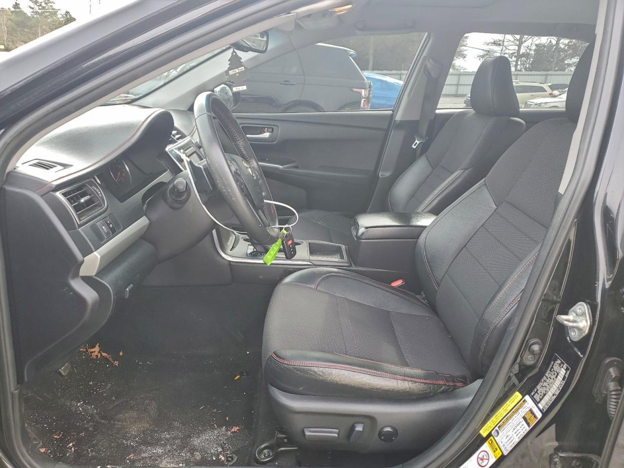 2016 TOYOTA CAMRY