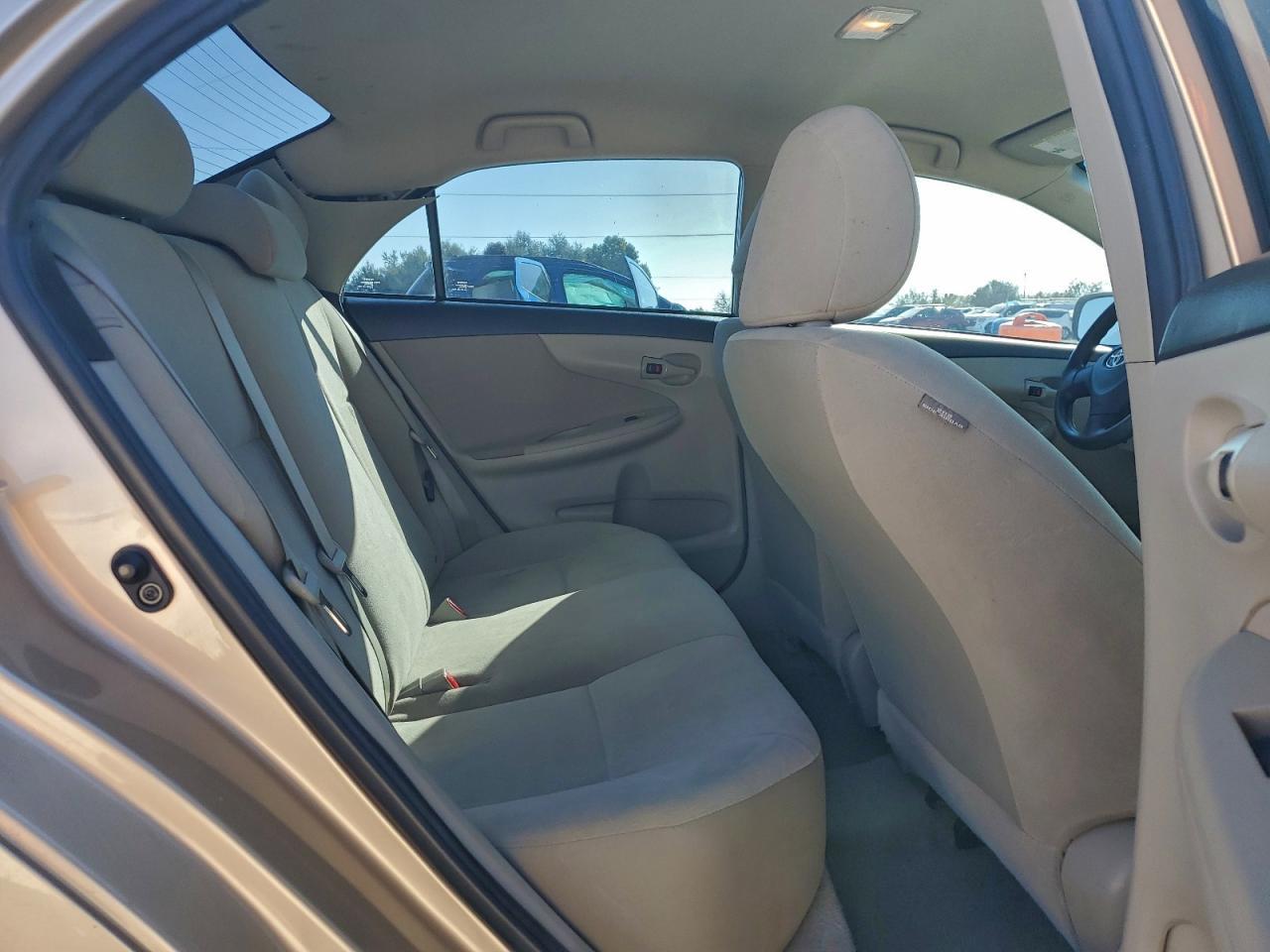 2013 TOYOTA COROLLA