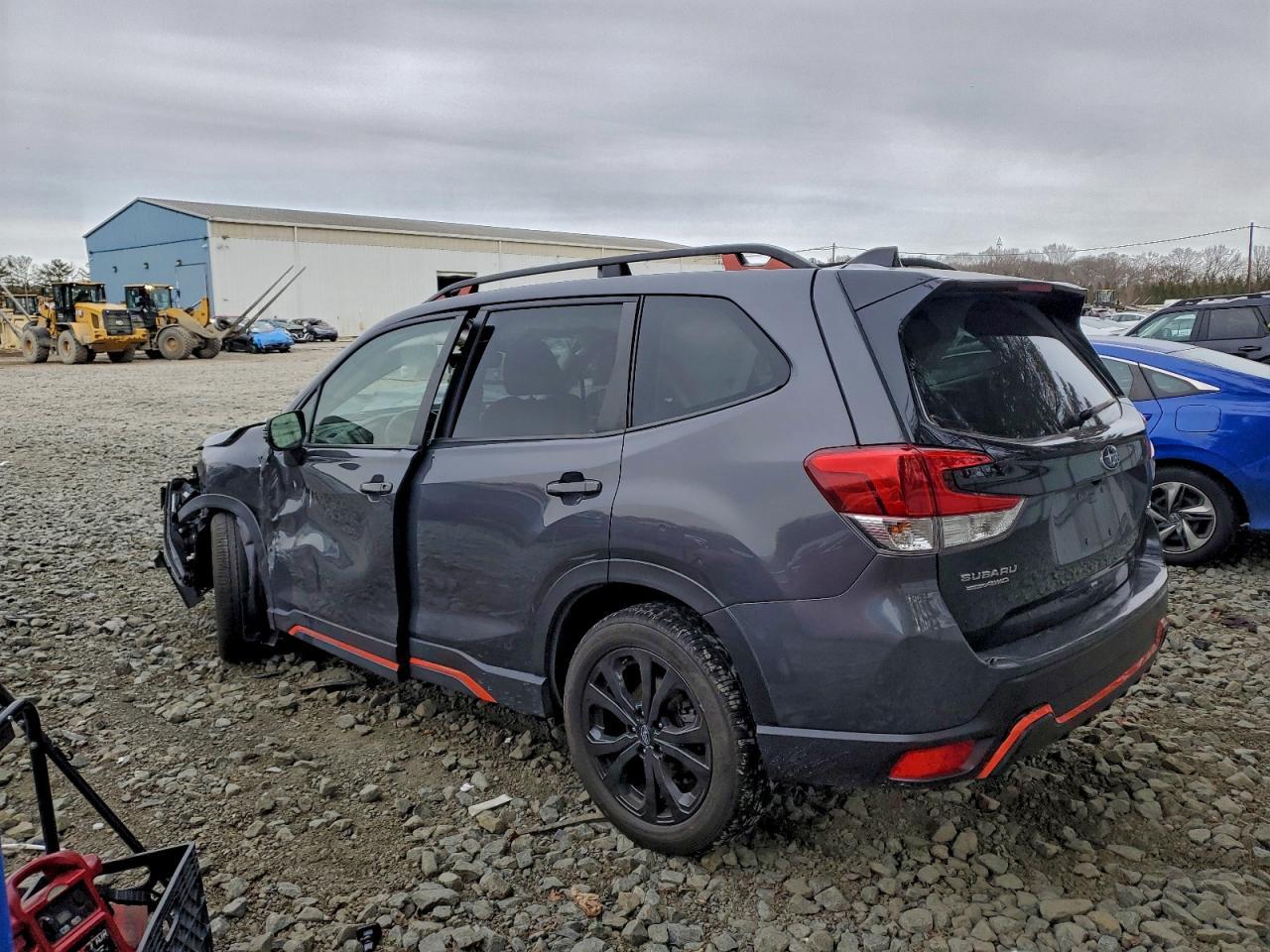 2024 SUBARU FORESTER