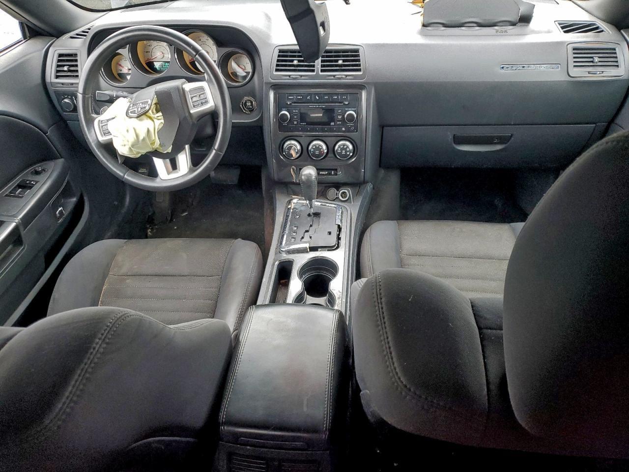 2013 DODGE Challenger