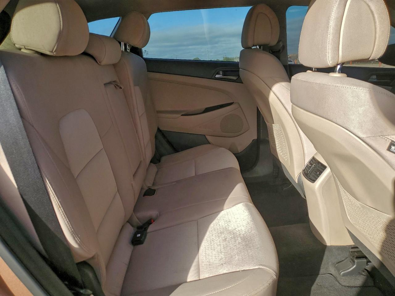 2017 HYUNDAI TUCSON