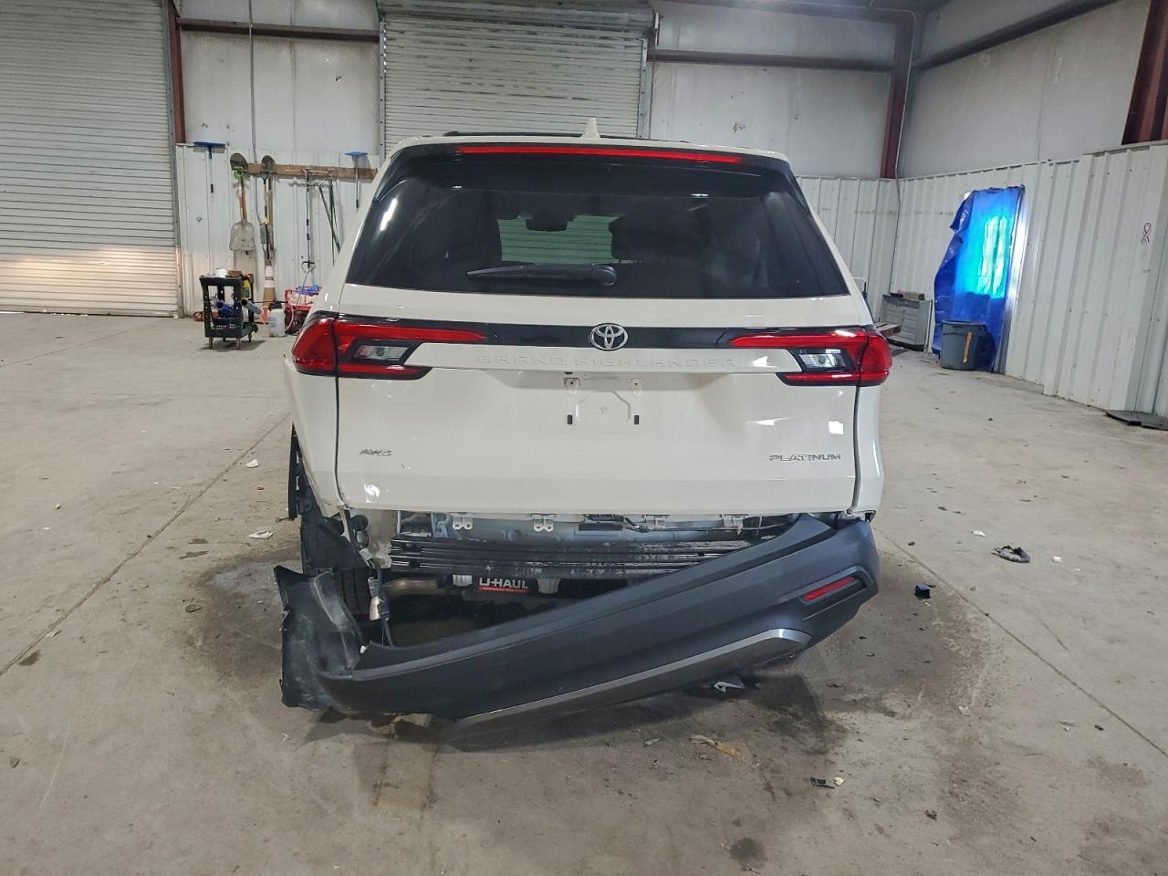 2024 TOYOTA HIGHLANDER