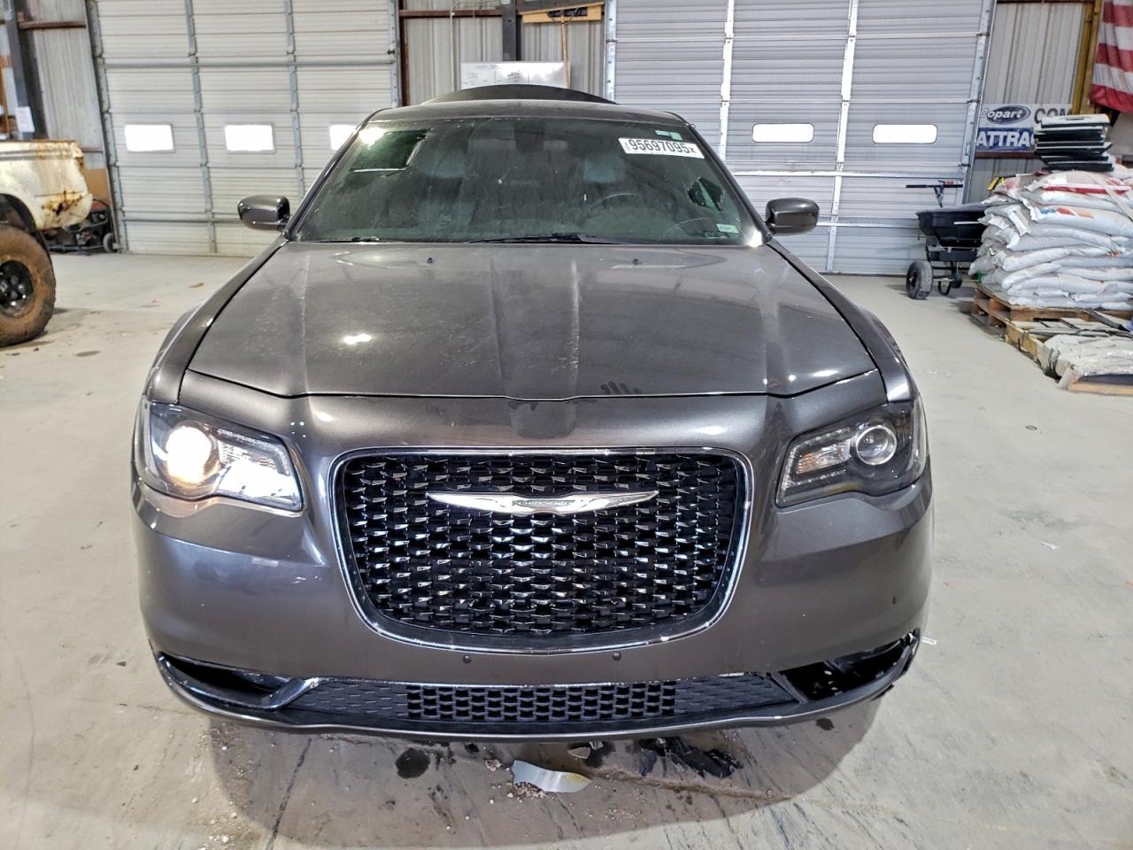 2019 CHRYSLER 300