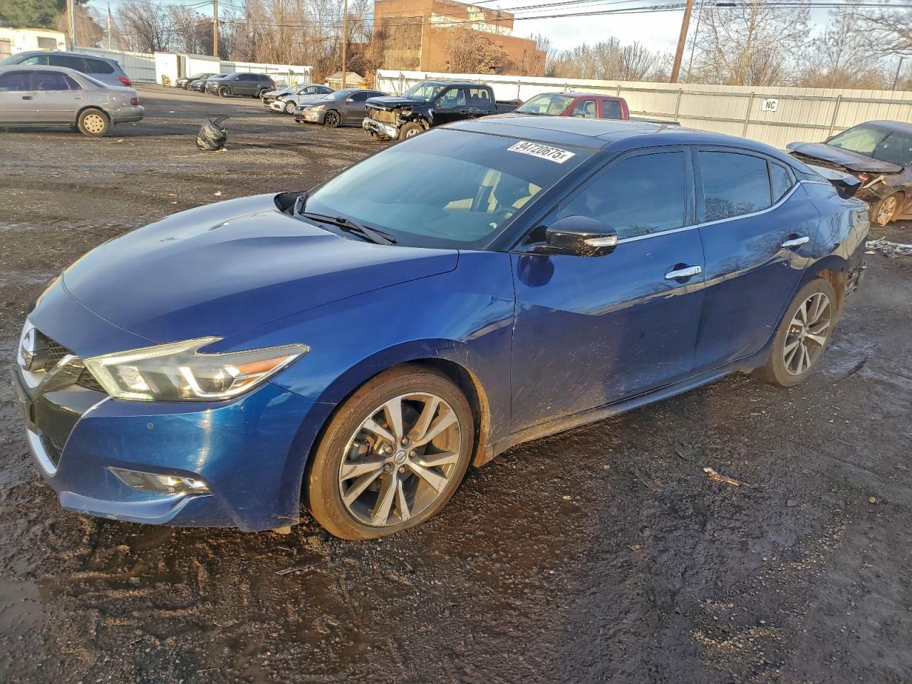 2017 NISSAN Maxima