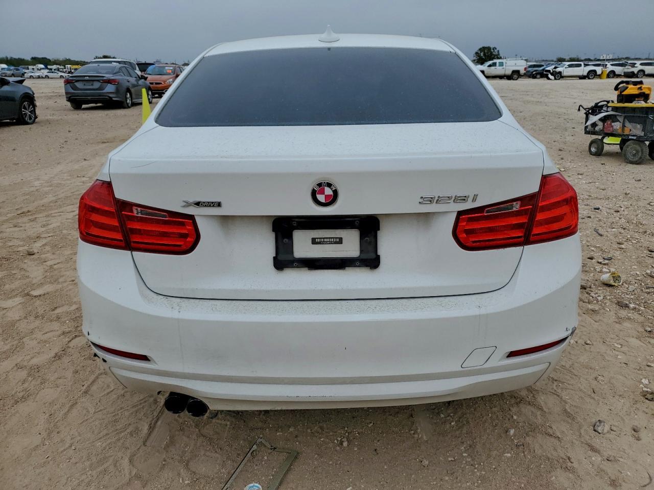 2013 BMW 3 SERIES