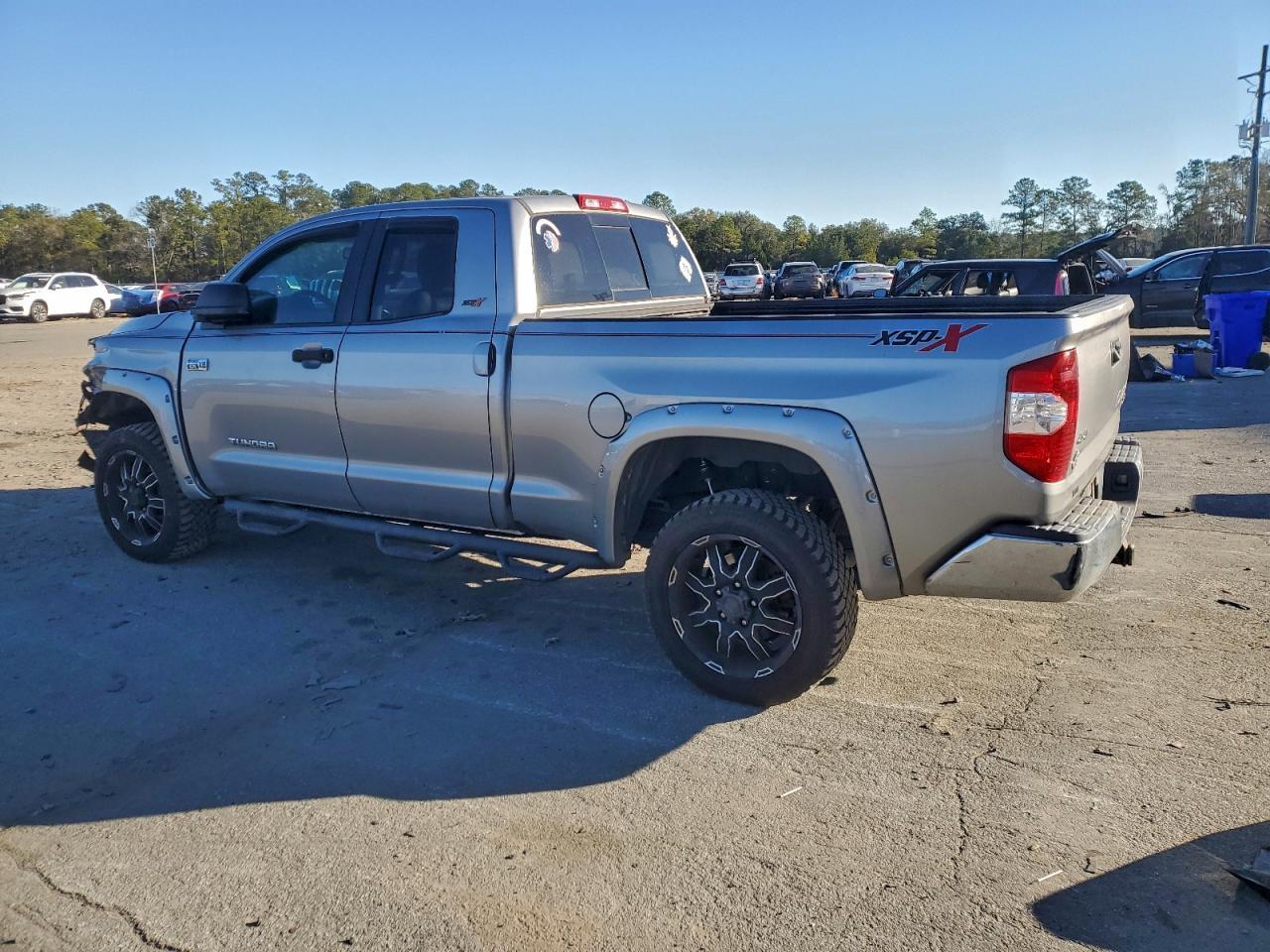 2016 TOYOTA TUNDRA
