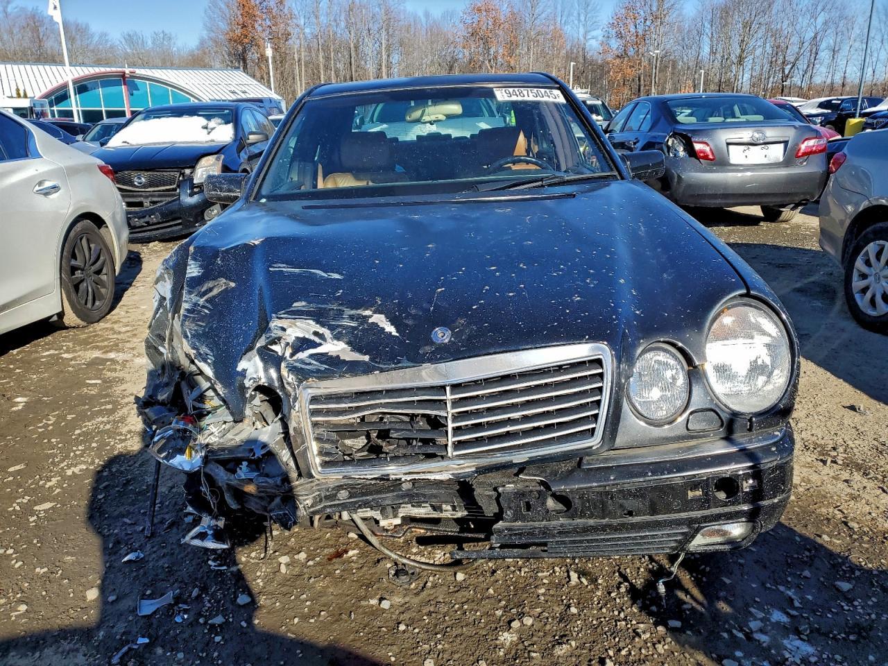 1997 MERCEDES-BENZ E-Class