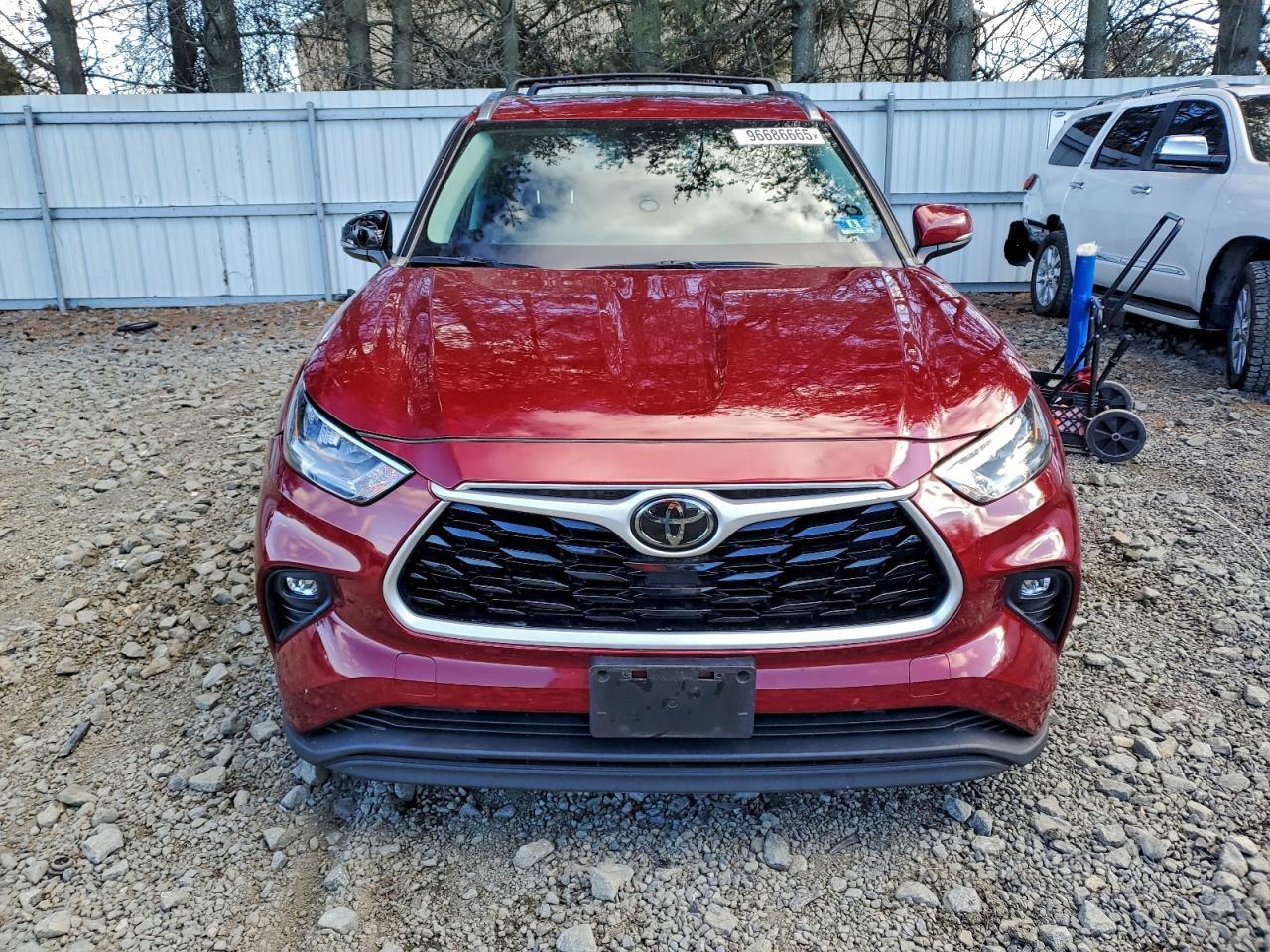 2020 TOYOTA HIGHLANDER