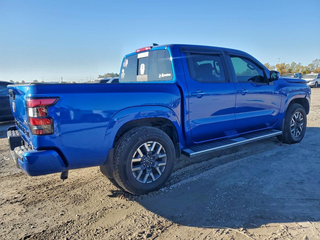 2024 NISSAN Frontier