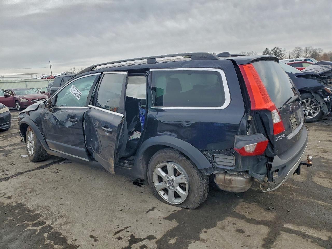 2013 VOLVO XC70