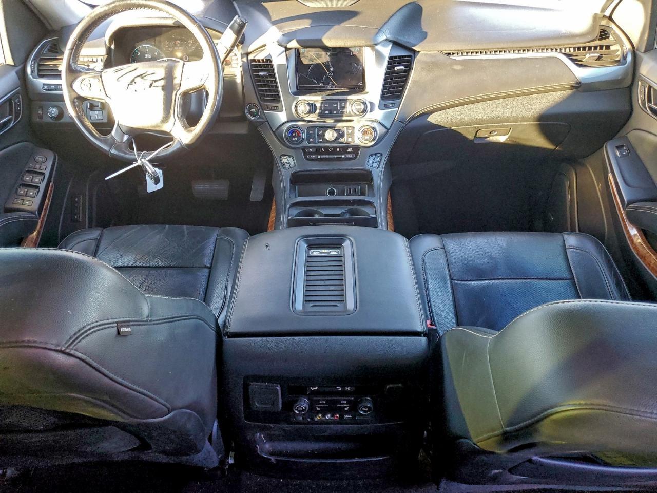 2016 CHEVROLET Suburban