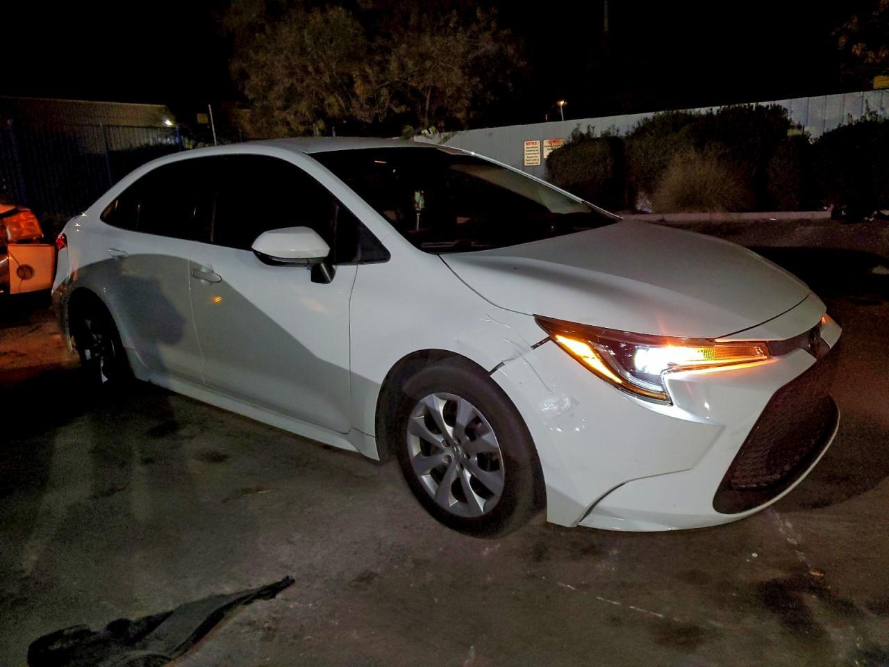 2020 TOYOTA COROLLA