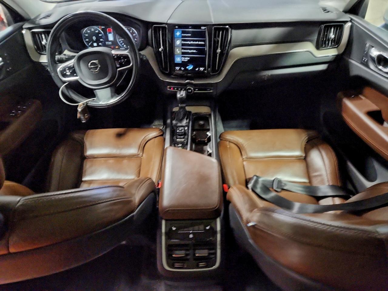 2018 VOLVO XC60