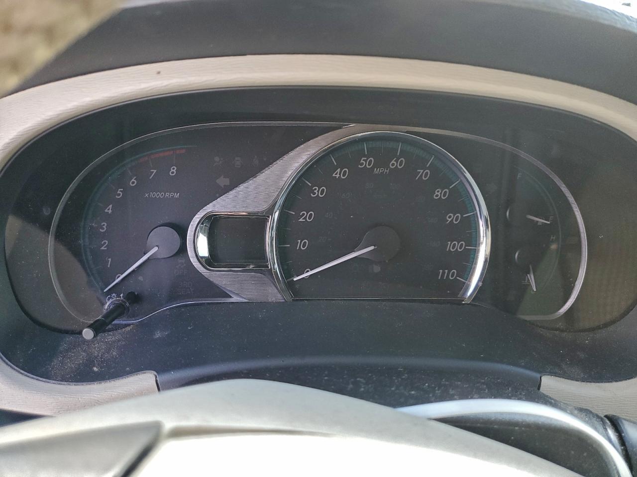 2013 TOYOTA SIENNA