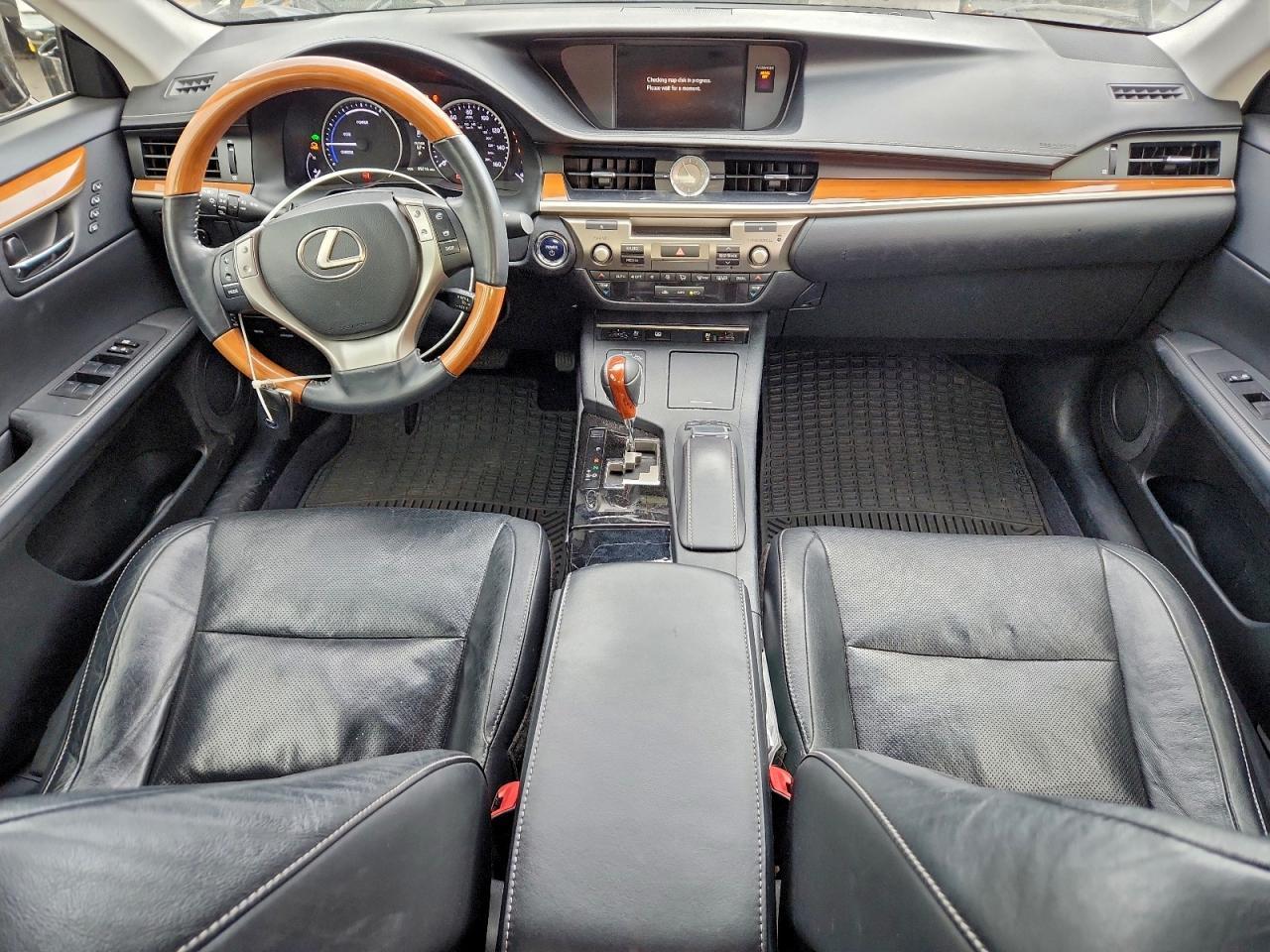 2015 LEXUS ES 300H
